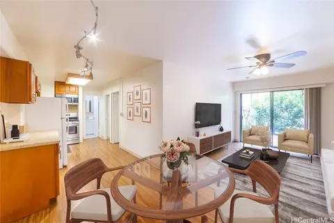 2450 Date St #3, Honolulu, HI 96826