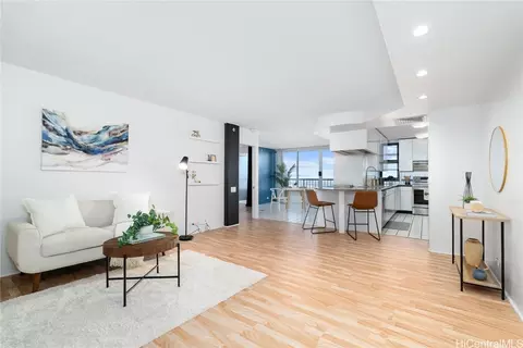 1212 Nuuanu Ave #PH4009, Honolulu, HI 96817