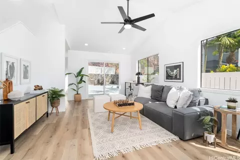 91-1594 Wahane St, Kapolei, HI 96707