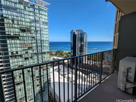 987 Queen St #3206, Honolulu, HI 96814