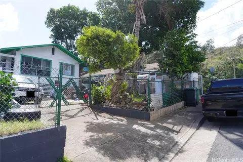 1592 Perry St, Honolulu, HI 96819