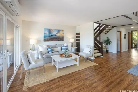 358 Kaelepulu Dr # B, Kailua, HI 96734