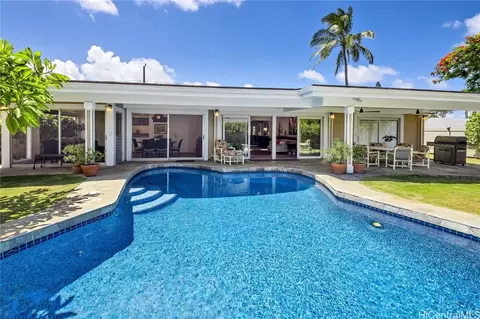 135 Makua St, Kailua, HI 96734