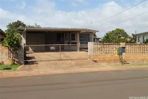 67-207 Kaui St, Waialua, HI 96791