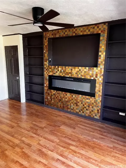 1909 Ala Wai Blvd #605, Honolulu, HI 96815