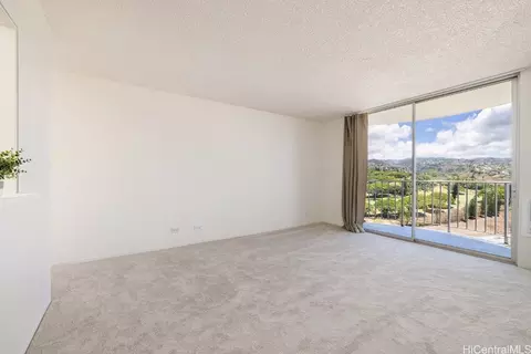 98-1038 Moanalua Rd #7-1905, Aiea, HI 96701