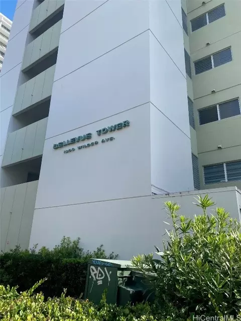 1309 Wilder Ave #1002, Honolulu, HI 96822