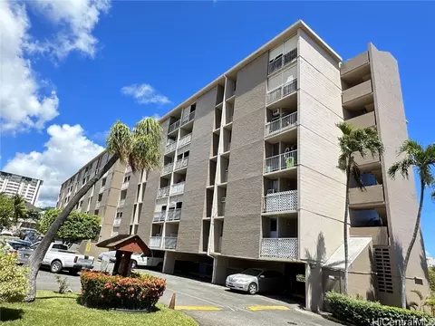 1260 Richard Ln #420, Honolulu, HI 96819