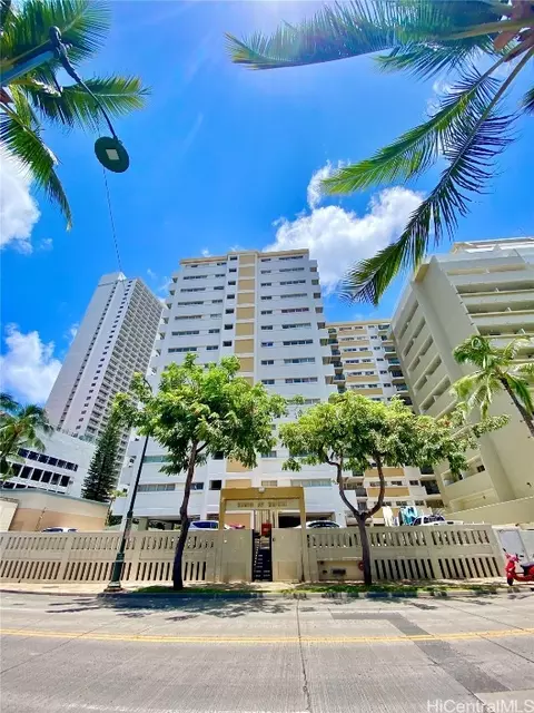 2465 Kuhio Ave #406, Honolulu, HI 96815