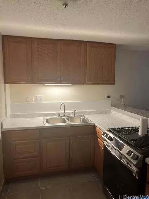 98-080 Uao Pl #A8, Aiea, HI 96701