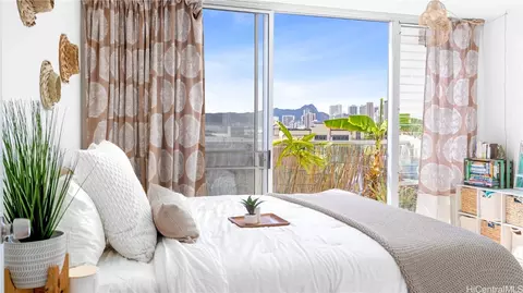 555 University Ave #401, Honolulu, HI 96826