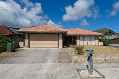 225 Kaiolohia Pl, Honolulu, HI 96825