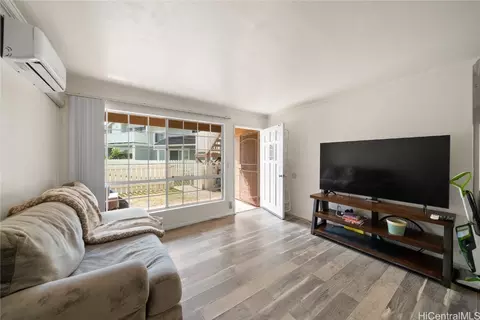94-1481 Waipio Uka St #E106, Waipahu, HI 96797