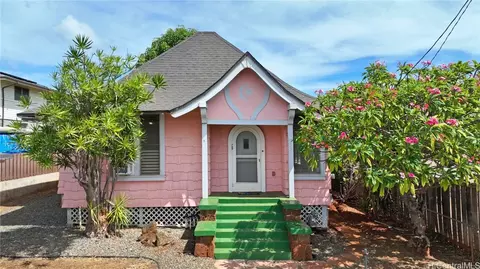 753 6th Ave, Honolulu, HI 96816