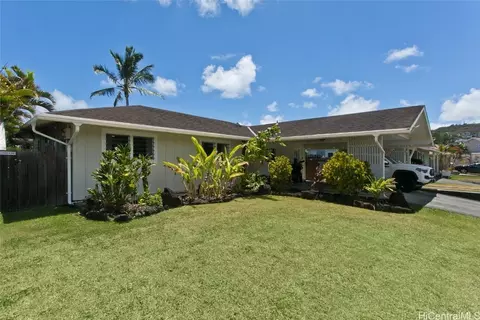 1221 Akamai St, Kailua, HI 96734