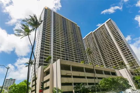 201 Ohua Ave #T2-3805, Honolulu, HI 96815