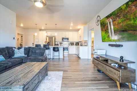 91-3575 Iwikuamoo St #9304, Ewa Beach, HI 96706
