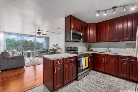 95-2055 Waikalani Pl #B305, Mililani, HI 96789