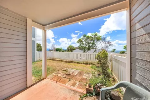 92-1005 Lalahi St #11/102, Kapolei, HI 96707