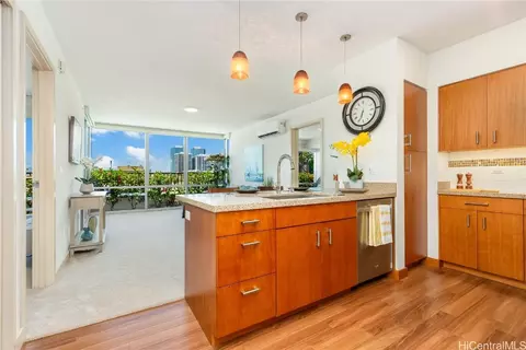 555 South St #807, Honolulu, HI 96813