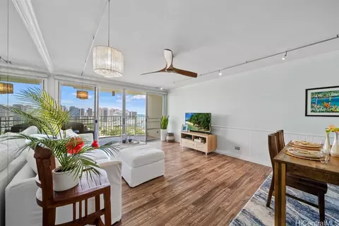 1350 Ala Moana Blvd #2504, Honolulu, HI 96814