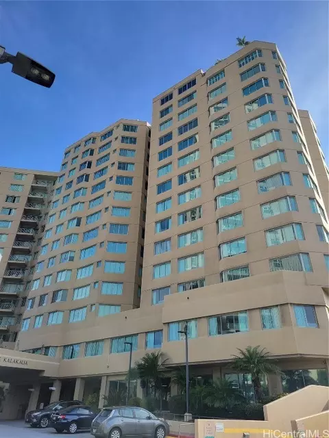 1314 Kalakaua Ave #904, Honolulu, HI 96826
