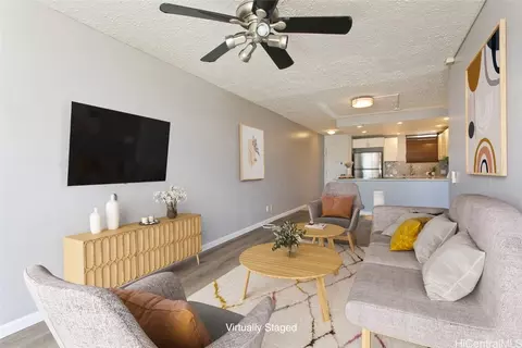 1215 Alexander St #502, Honolulu, HI 96826