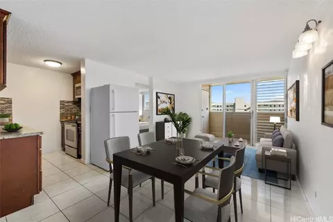 801 Ala Nioi Pl #1203, Honolulu, HI 96818