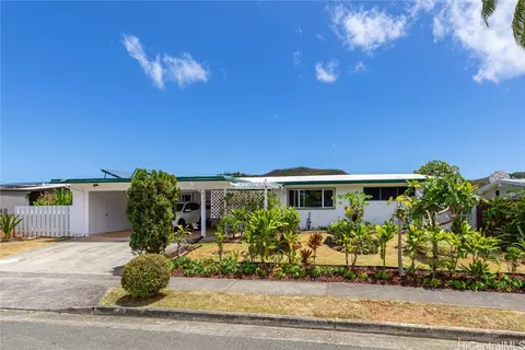 1746 Akaakoa St, Kailua, HI 96734