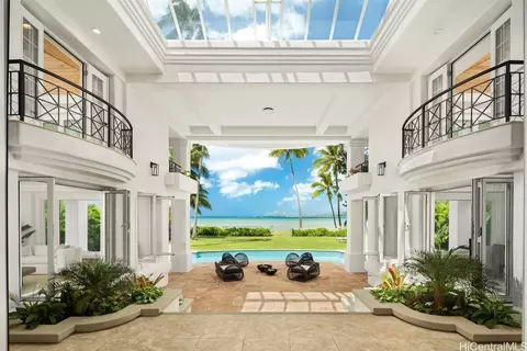 281 A Portlock Rd, Honolulu, HI 96825