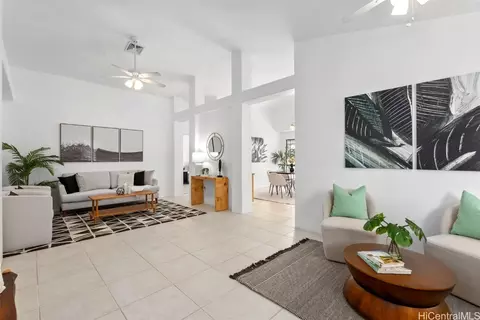 94-1066 Mauele St, Waipahu, HI 96797