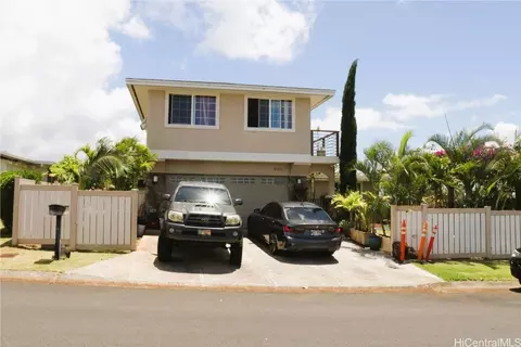 2157 Aamanu St, Pearl City, HI 96782