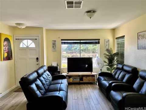 91-1031 Kaimalie St #4U1, Ewa Beach, HI 96706