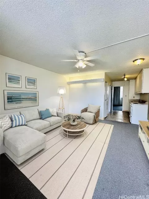 1550 Rycroft St #532, Honolulu, HI 96814