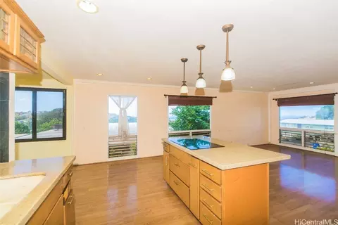 92-723 Nohona St, Kapolei, HI 96707