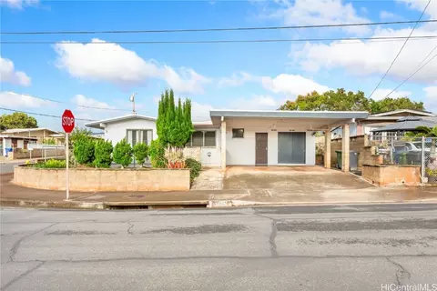 1424 Kaumoli Pl, Pearl City, HI 96782