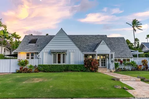 4579 Aukai Ave, Honolulu, HI 96816