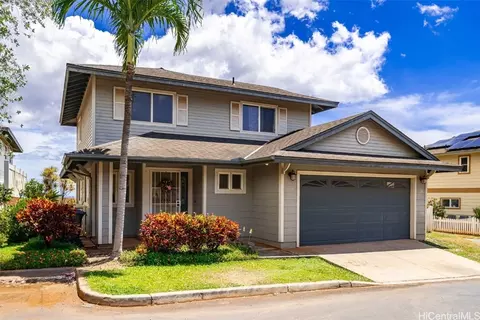 92-831 Makakilo Dr #27, Kapolei, HI 96707