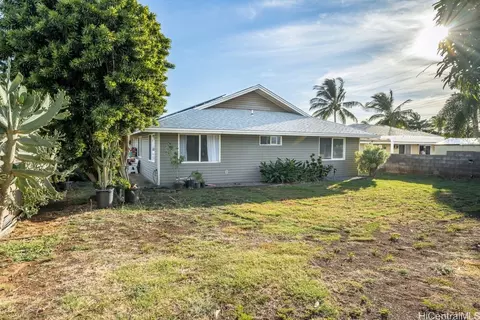 611 Kuu Home Pl, Kihei, HI 96753