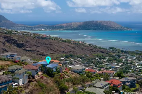 5231 Kuaiwi Pl #A, Honolulu, HI 96821