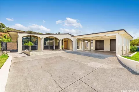 1714 Hoohulu St, Pearl City, HI 96782
