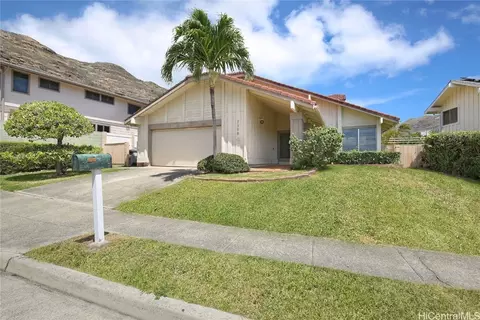 7508 Huialoha St, Honolulu, HI 96825