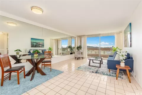 1212 Punahou St #2202, Honolulu, HI 96826
