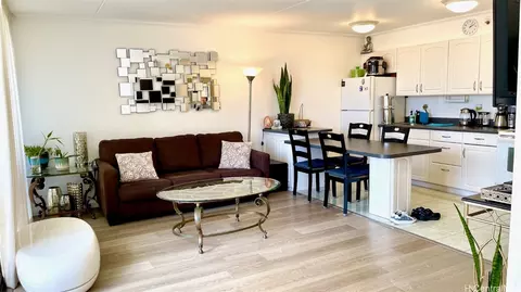 201 Ohua Ave #1808 T2, Honolulu, HI 96815