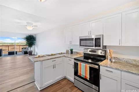 1109 Akipohe St # B, Kailua, HI 96734