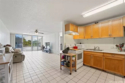 95-2057 Waikalani Pl #C101, Mililani, HI 96789