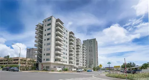 509 University Ave #401, Honolulu, HI 96826