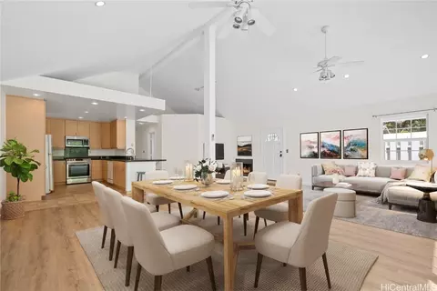 98-1870 Kaahumanu St #P, Pearl City, HI 96782