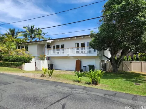18 Kaapuni Dr, Kailua, HI 96734