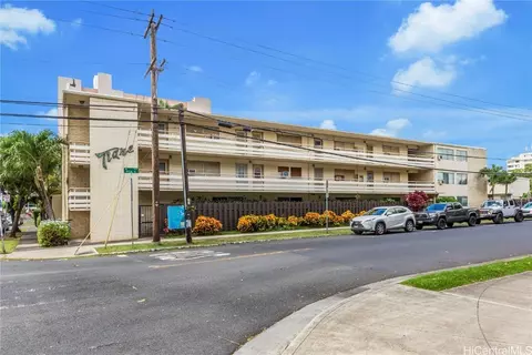 1735 Dole St #204, Honolulu, HI 96822